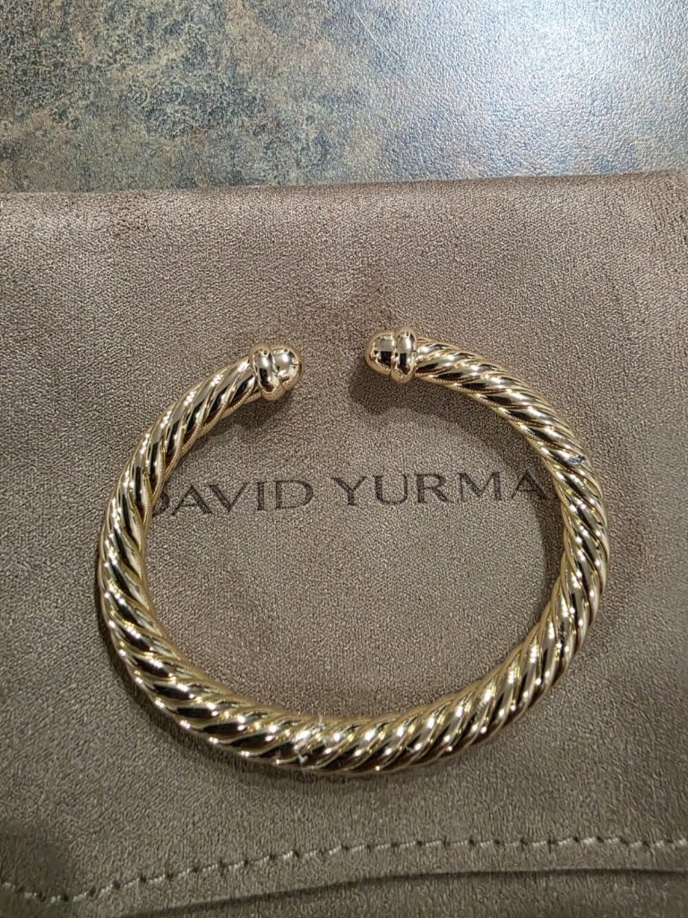 David Yurman: 18K Yellow Gold Cablespira Flex Bracelet, 6mm BRAND NEW W/ PAPERS - Picture 2 of 4